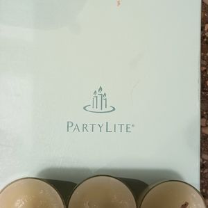 Partylite Tea Lights - Various scents -12 pcs per box